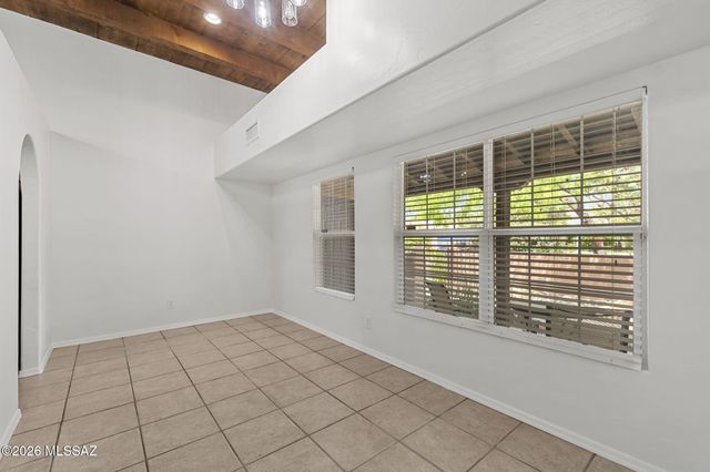 10322 E Shipley Lane, Tucson, AZ 85747