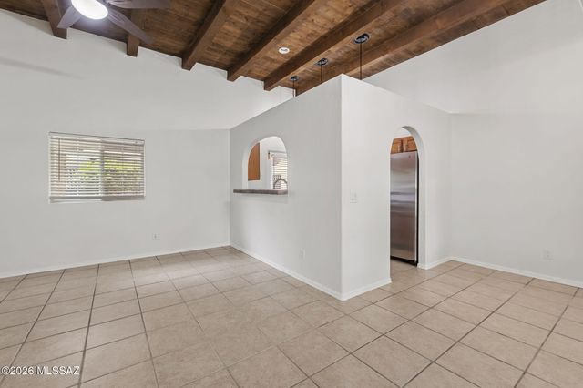 10322 E Shipley Lane, Tucson, AZ 85747