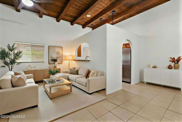 10322 E Shipley Lane, Tucson, AZ 85747