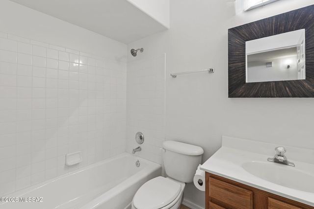 10322 E Shipley Lane, Tucson, AZ 85747