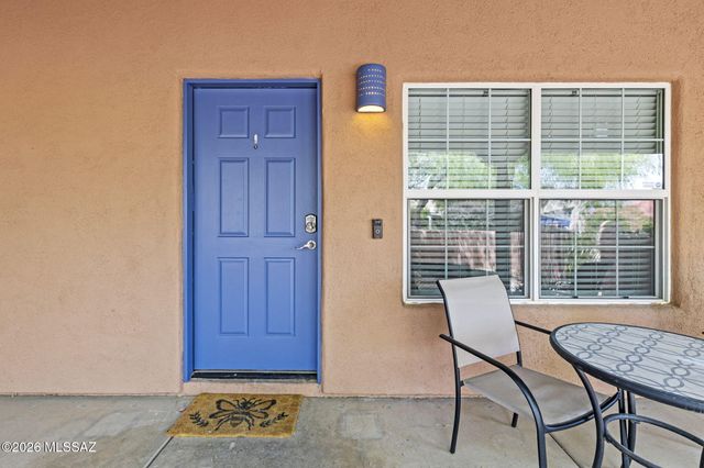 10322 E Shipley Lane, Tucson, AZ 85747