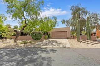 10322 E Shipley Lane, Tucson, AZ 85747