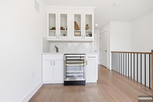 30 Lafayette Avenue, Cliffside Park, NJ 07010