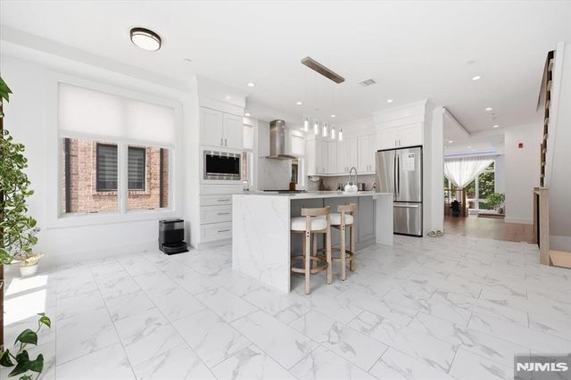 30 Lafayette Avenue, Cliffside Park, NJ 07010