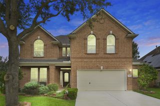 2110 Catamaran Cove Drive, Pearland, TX 77584