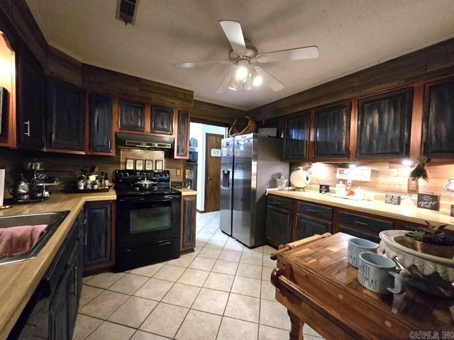 909 Killough Rd N, Wynne, AR 72396