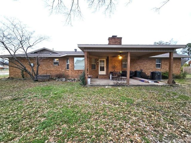 909 Killough Rd N, Wynne, AR 72396