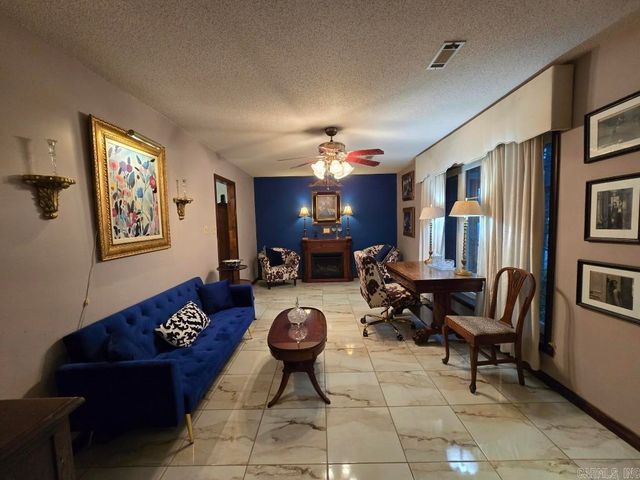 909 Killough Rd N, Wynne, AR 72396