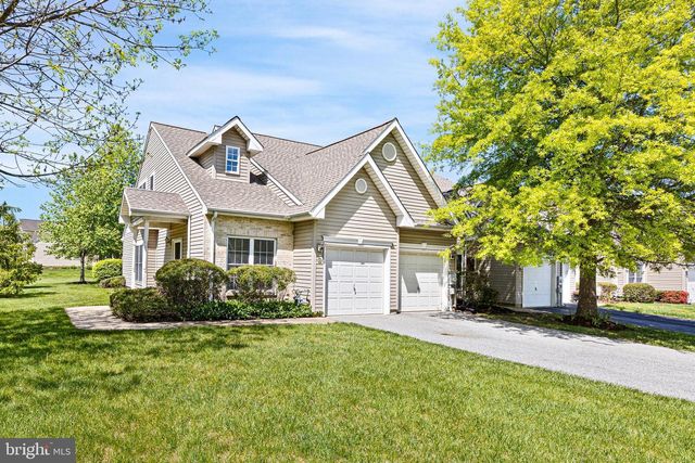 628 KENDALL DR, Bear, DE 19701