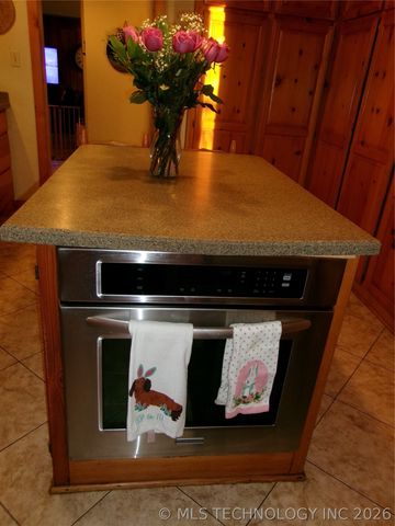 1604 E Broadway Street, Muskogee, OK 74403