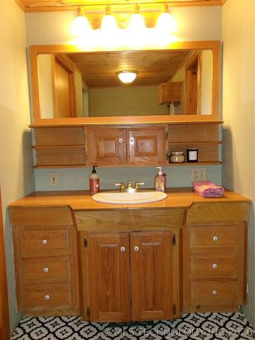 1604 E Broadway Street, Muskogee, OK 74403