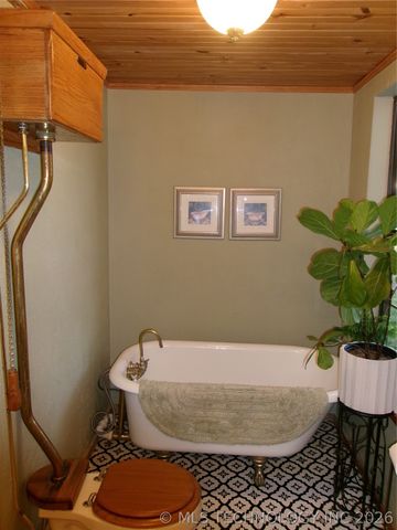 1604 E Broadway Street, Muskogee, OK 74403