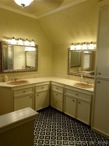 1604 E Broadway Street, Muskogee, OK 74403