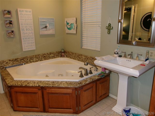 1604 E Broadway Street, Muskogee, OK 74403