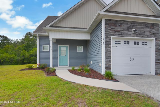 428 Guppy Loop Road, Sneads Ferry, NC 28460
