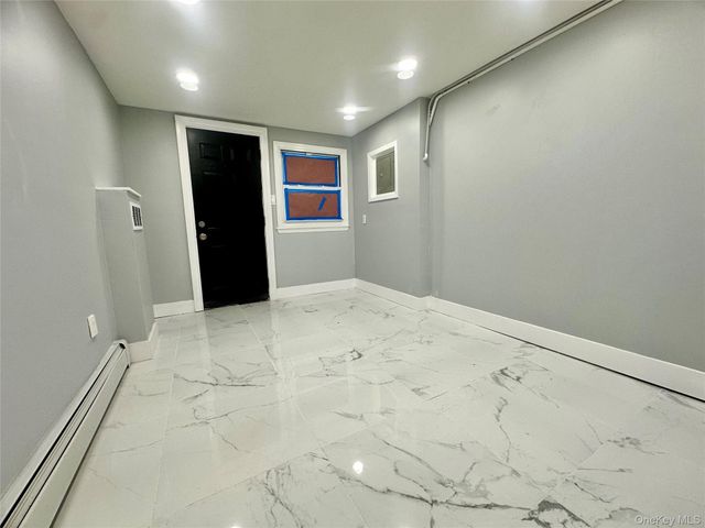 10237 187th Street, Hollis, NY 11423