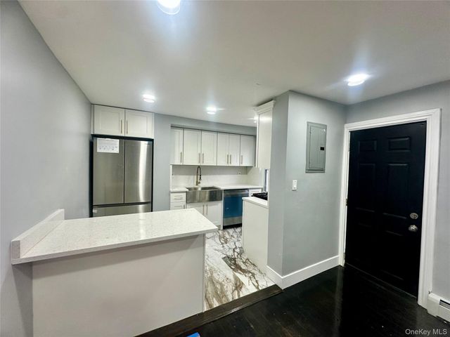 10237 187th Street, Hollis, NY 11423