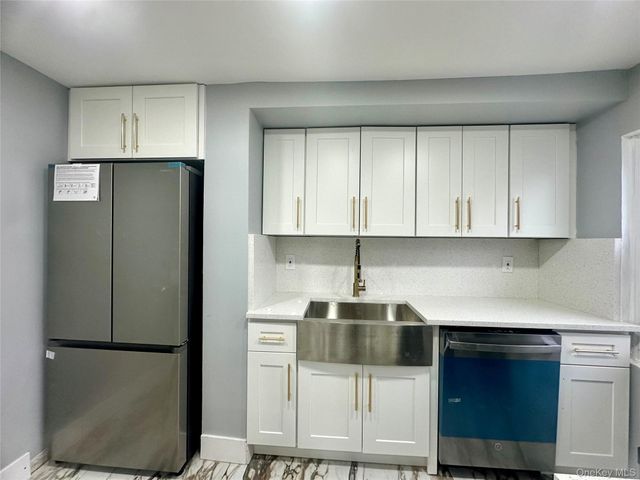 10237 187th Street, Hollis, NY 11423