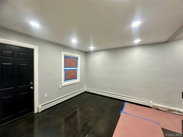 10237 187th Street, Hollis, NY 11423