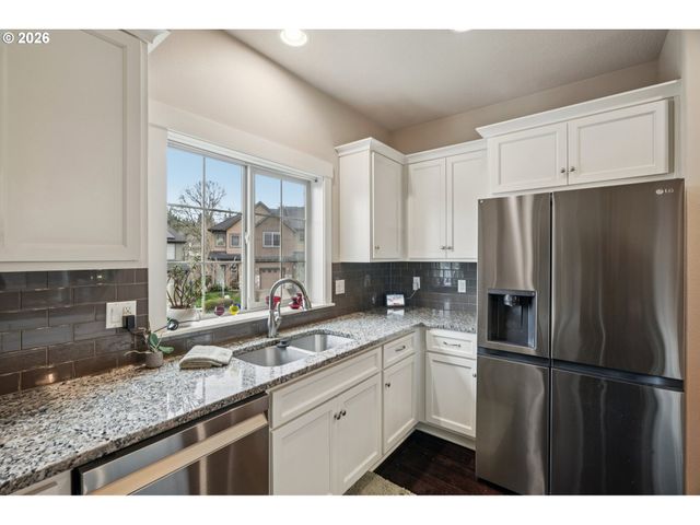 11350 Se FALCO St, Happy Valley, OR 97086