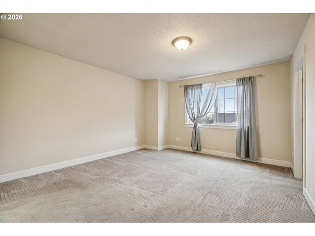 11350 Se FALCO St, Happy Valley, OR 97086