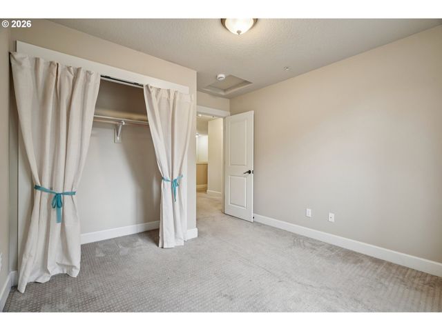 11350 Se FALCO St, Happy Valley, OR 97086