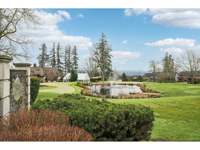 11350 Se FALCO St, Happy Valley, OR 97086