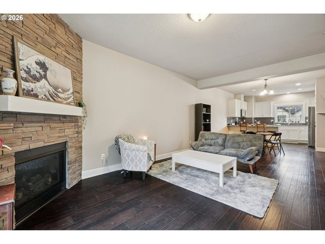 11350 Se FALCO St, Happy Valley, OR 97086