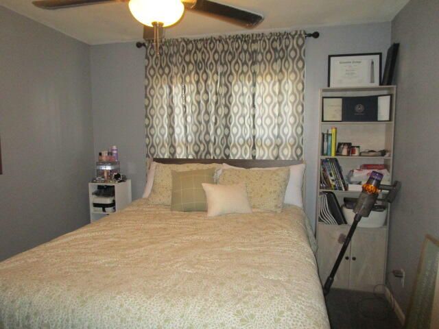 806 S ALLEN ST, Centralia, MO 65240