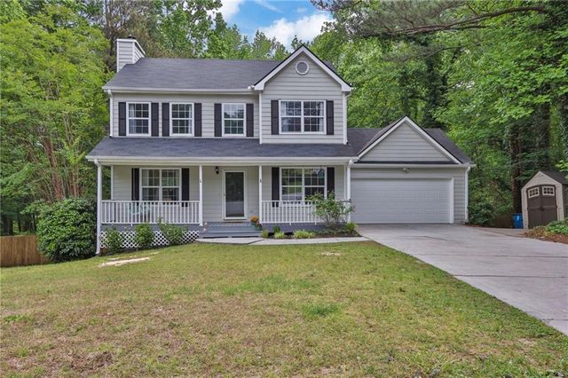 379 Creek Crossing Court, Grayson, GA 30017