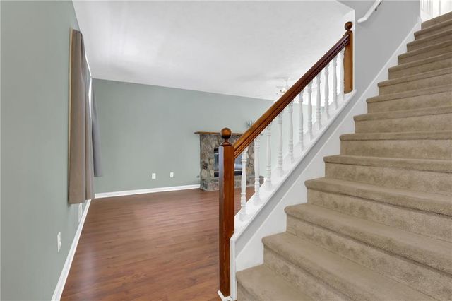 379 Creek Crossing Court, Grayson, GA 30017