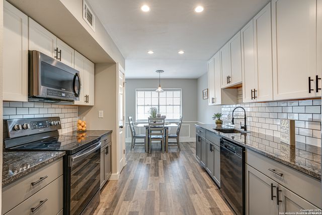 7500 Callaghan Rd Apt 218, San Antonio, TX 78229