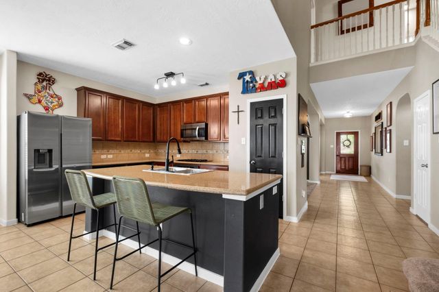 10939 Tattershall Lane, Missouri City, TX 77459