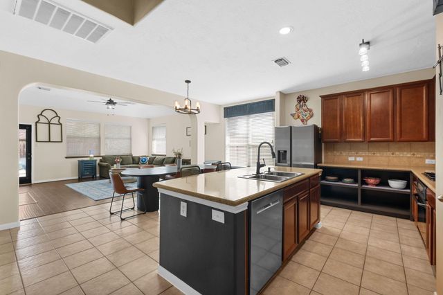 10939 Tattershall Lane, Missouri City, TX 77459