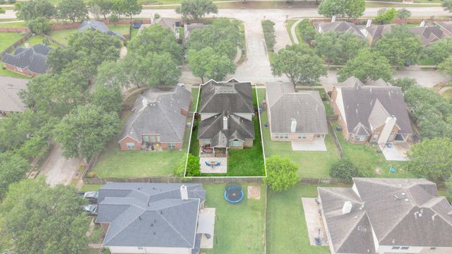 10939 Tattershall Lane, Missouri City, TX 77459