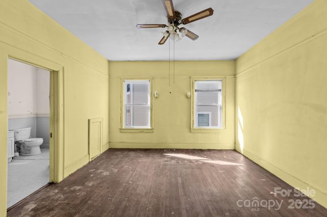 1011 Ashe Avenue NW, Lenoir, NC 28645