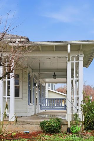 1011 Ashe Avenue NW, Lenoir, NC 28645