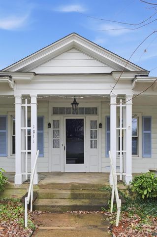 1011 Ashe Avenue NW, Lenoir, NC 28645