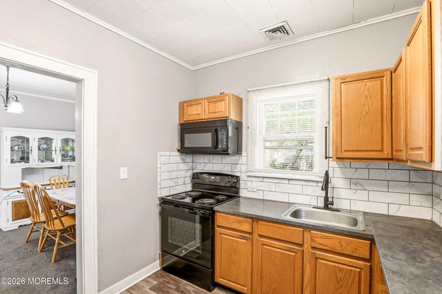 467 Gorham Avenue, Woodbridge, NJ 07095