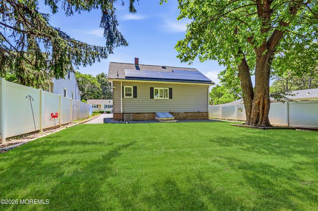 467 Gorham Avenue, Woodbridge, NJ 07095