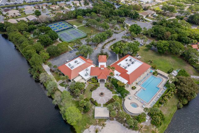 585 NW Lambrusco Drive, Port St. Lucie, Port St Lucie, FL 34986