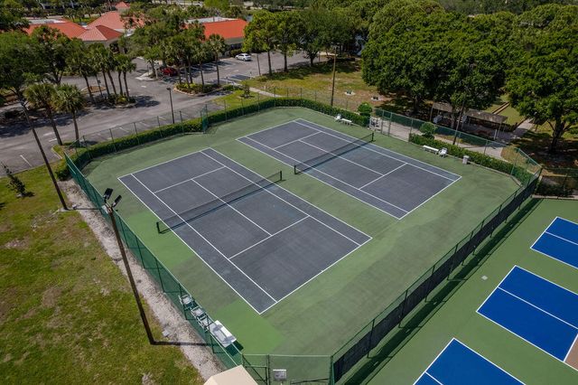 585 NW Lambrusco Drive, Port St. Lucie, Port St Lucie, FL 34986