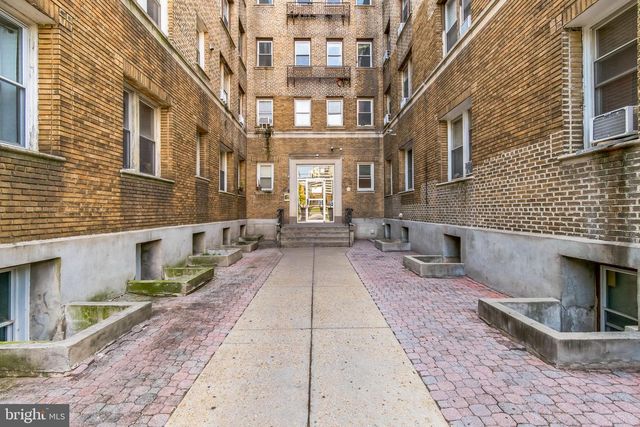 4120 14TH ST NW #B2, Washington, DC 20011