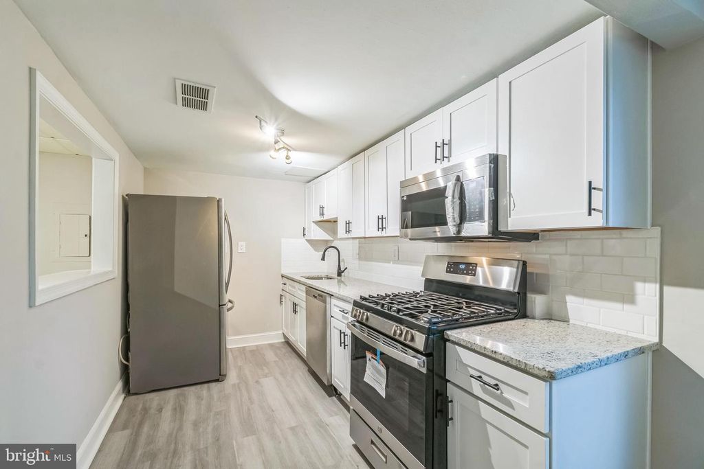 4120 14TH ST NW #B2, Washington, DC 20011