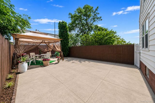 9320 92nd Avenue, Woodhaven, NY 11421
