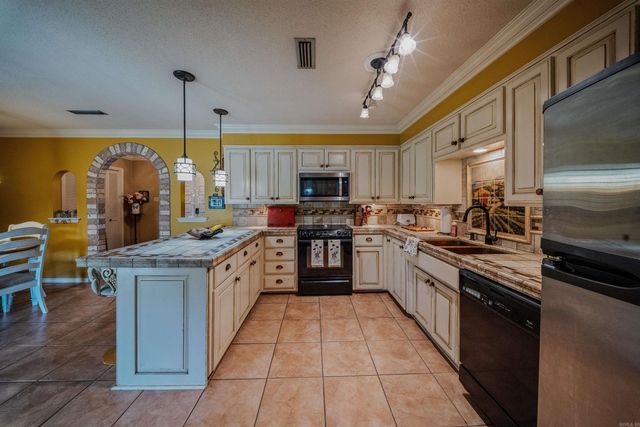 1603 Utopia Street, Benton, AR 72015