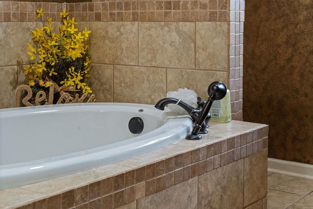 1603 Utopia Street, Benton, AR 72015