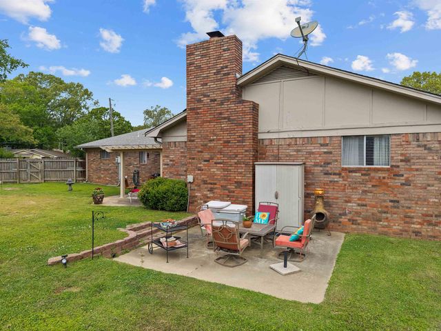 1603 Utopia Street, Benton, AR 72015