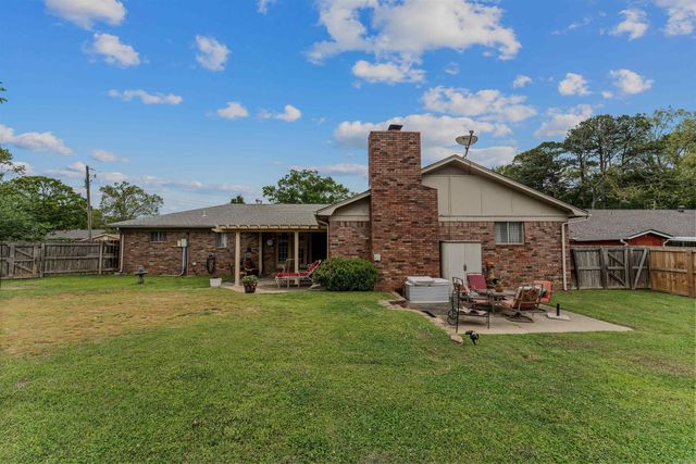 1603 Utopia Street, Benton, AR 72015
