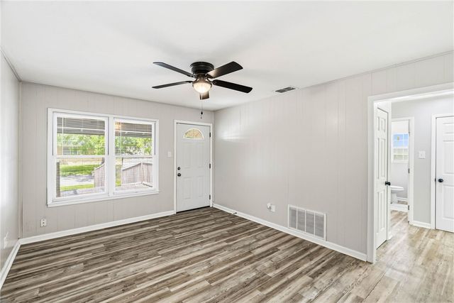 3929 Bradford Dr, Corpus Christi, TX 78415